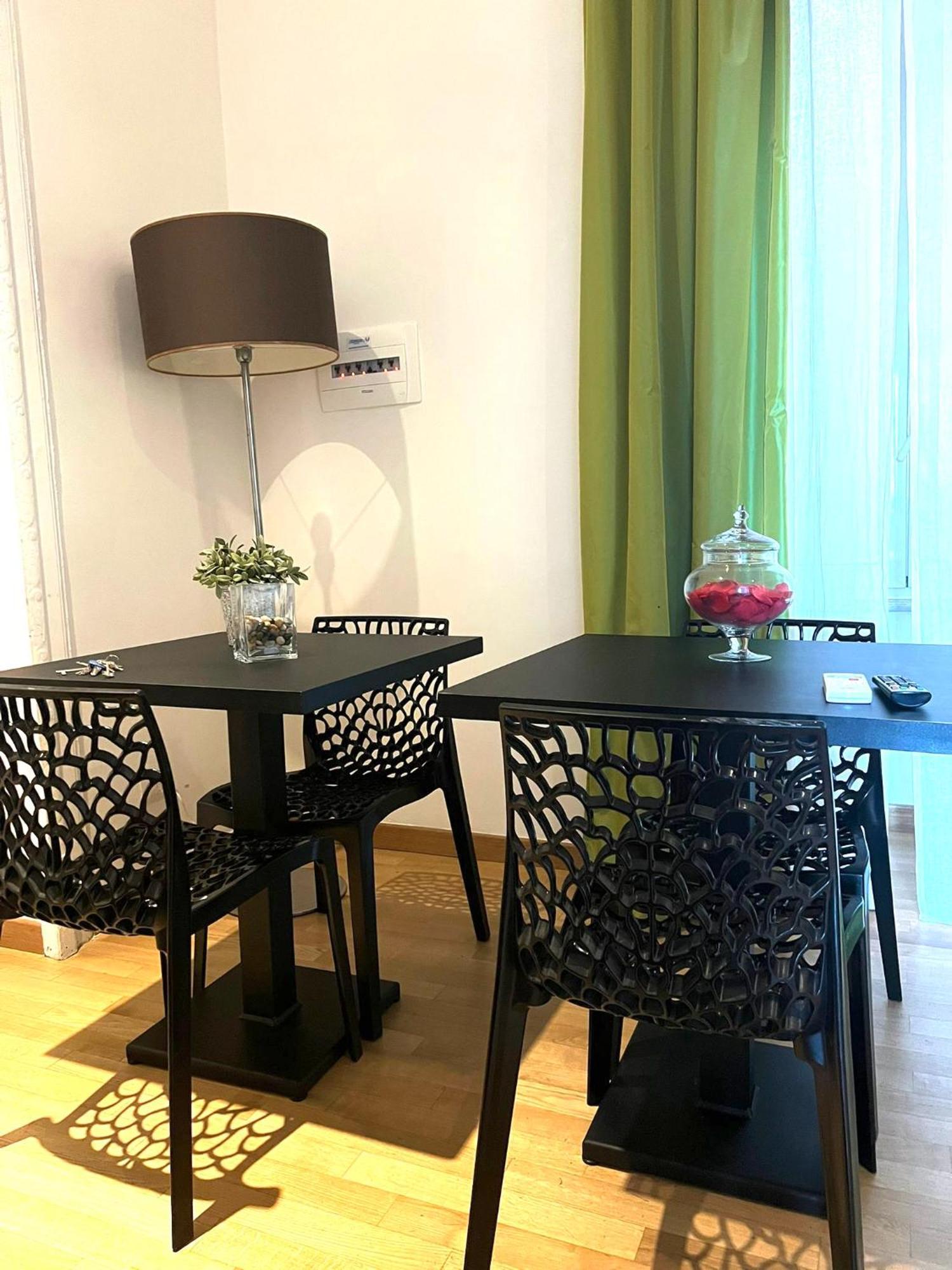 Caracciolo Napoli Beb Bed & Breakfast Bagian luar foto